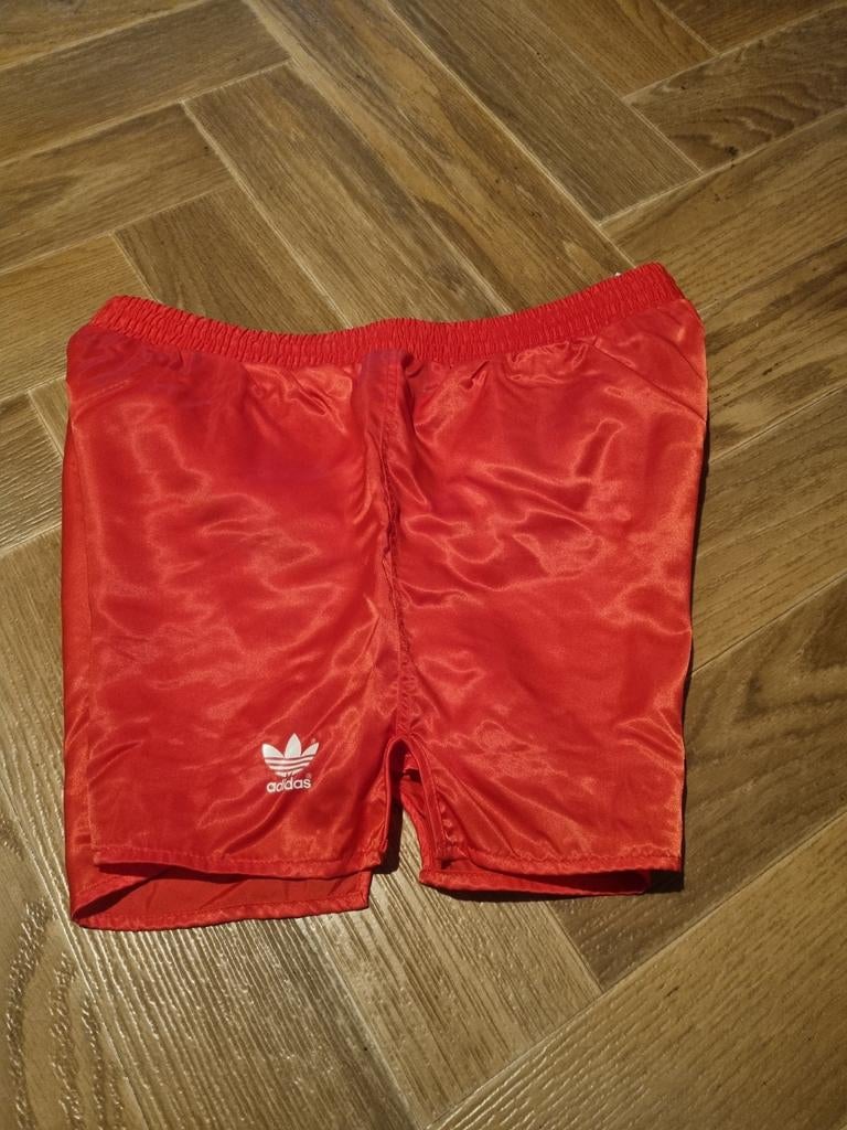 Adidas vintage short 80's., Maat 52/54 (L), Ophalen of Verzenden, Zo goed als nieuw, Adidas