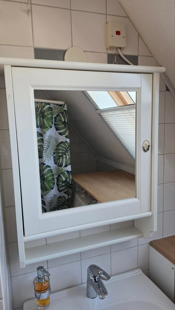 Badkamer spiegelkast Ikea, Huis en Inrichting, Ophalen, 50 tot 100 cm, Minder dan 25 cm, Minder dan 100 cm