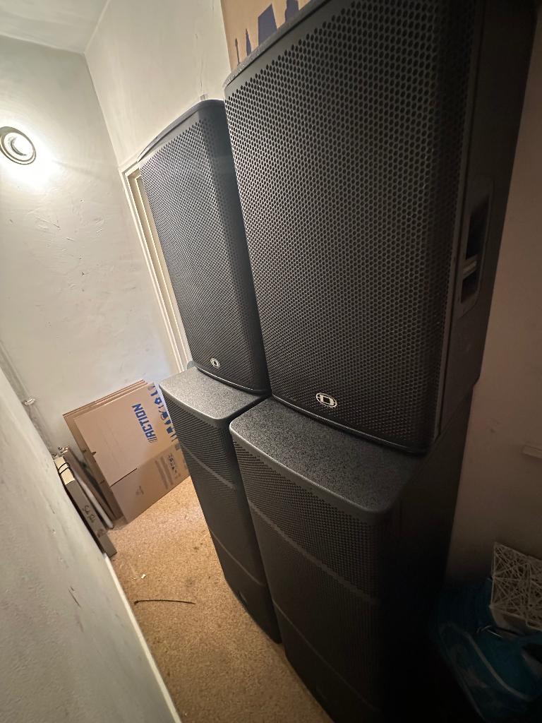 Dynacord A115 -Electro voice, Gebruikt, 120 watt of meer, Front, Rear of Stereo speakers, Ophalen