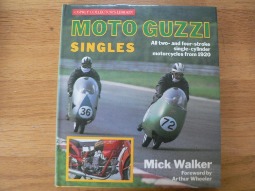 2 DIVERSE MOTO GUZZI MOTORBOEKEN, SCOOTER BROMFIETS, Boeken, Motoren, Ophalen of Verzenden, Gelezen