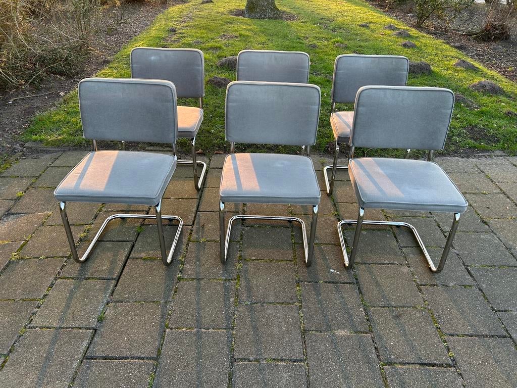 6 Grijze Zuiver Ridge buisframe stoelen, Ophalen, Gebruikt, Stof, Grijs