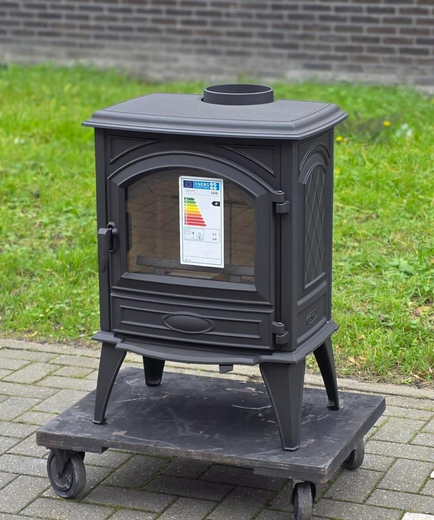 Houtkachel Dovre 540W nieuw, Huis en Inrichting, Kachels, Ophalen of Verzenden, Vrijstaand, Hout, Nieuw