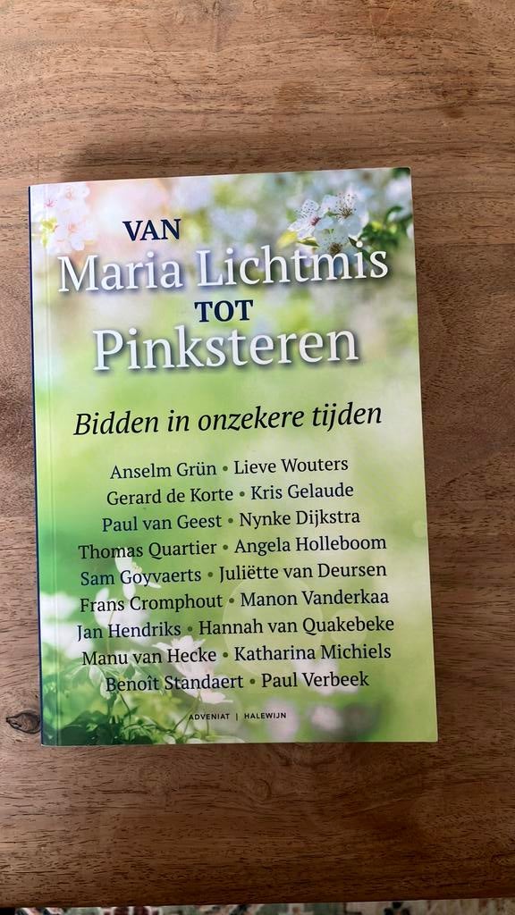 Van Maria Lichtmis tot Pinksteren, Ophalen of Verzenden, Zo goed als nieuw