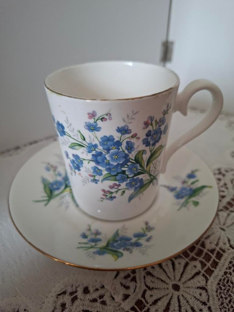 Royal Albert Forget me not, Ophalen of Verzenden