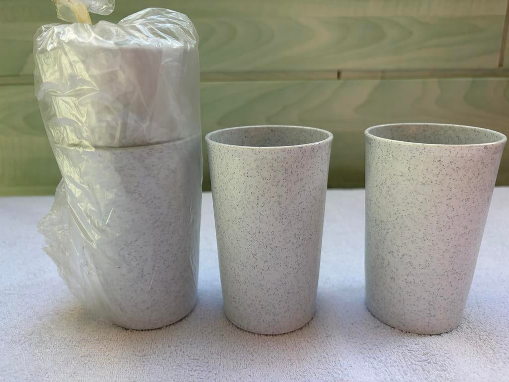 Set van 4 Tupperware bekers - Nieuw in verpakking, Ophalen of Verzenden, Nieuw, Wit, Beker of Kan