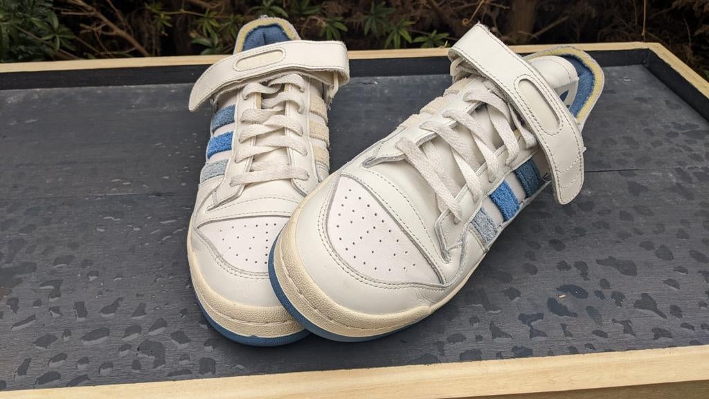 Adidas sneakers wit/blauw maat 41, Kleding | Dames, Ophalen of Verzenden, Zo goed als nieuw, Wit, Sneakers of Gympen