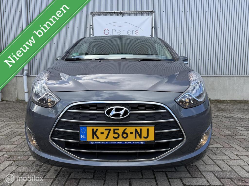 Hyundai ix20 1.4i Go! 2018 / Camera / Trekhaak / Cruisecontr, Stof, Gebruikt, Euro 6, 4 cilinders