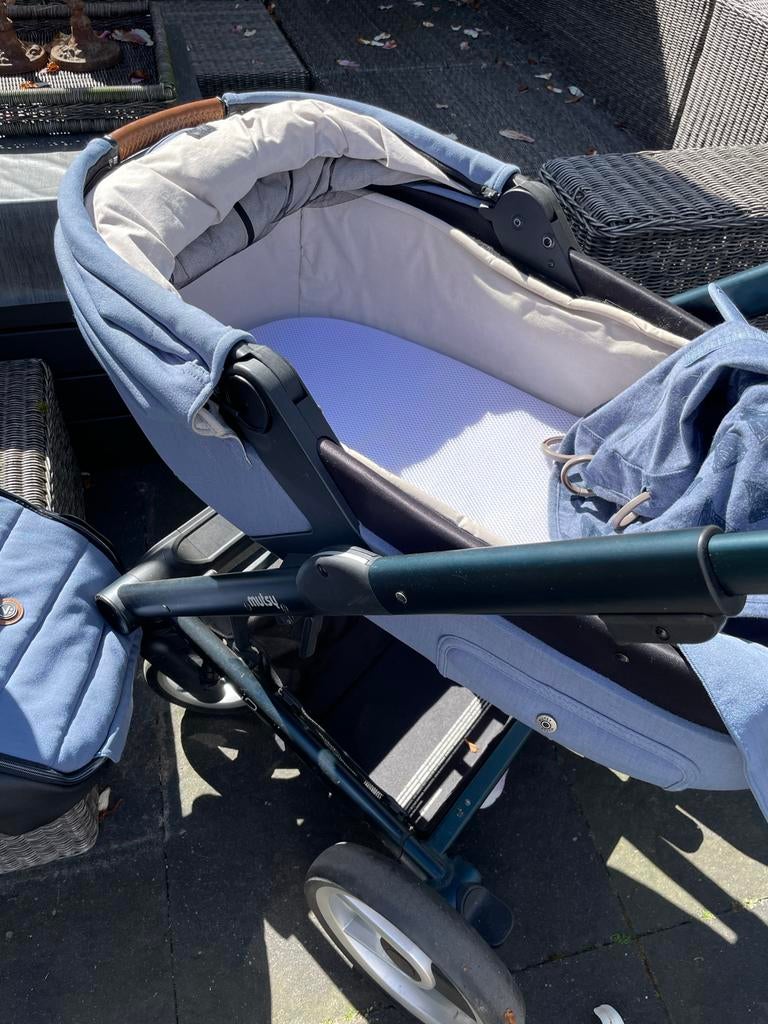 Mutsy Kinderwagen/Combiwagen - Z.G.A.N., Kinderen en Baby's, Kinderwagens en Combinaties, Ophalen of Verzenden, Zo goed als nieuw