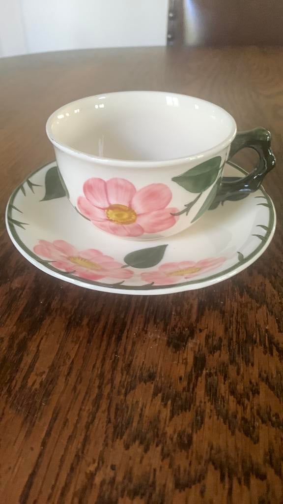 Villeroy&Boch  servies, Ophalen, Zo goed als nieuw, Porselein, Kop en/of schotel