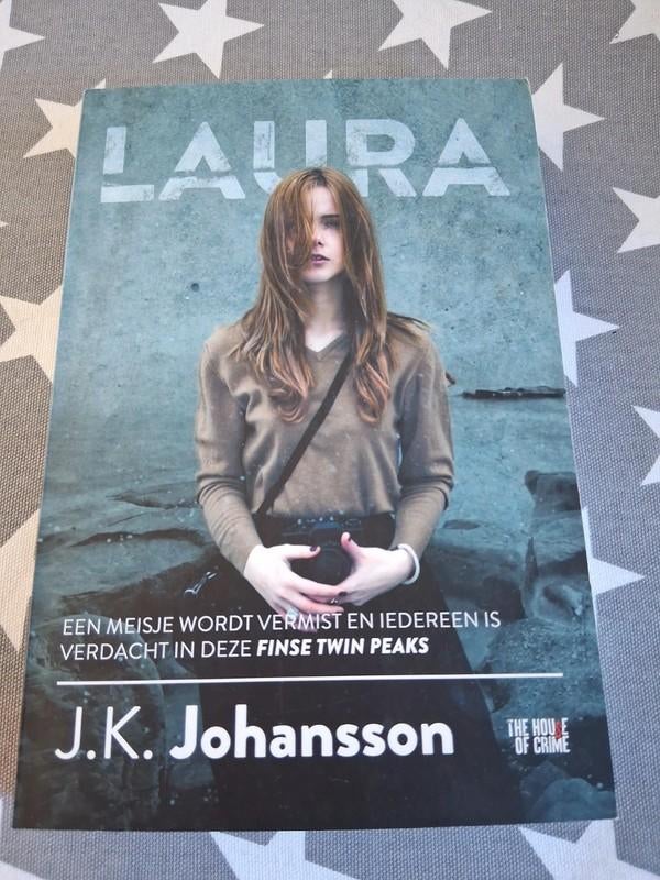 boek J.K johansson -  laura, Ophalen of Verzenden, Gelezen