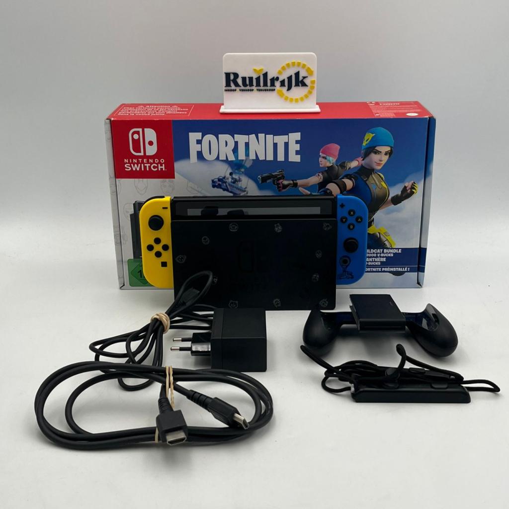 Nintendo Switch - Fortnite Special edition - Nieuwstaat, Ruilrijk, Zo goed als nieuw, Info@ruilrijk.nl, Neerstraat 60, 6041 KD Roermond