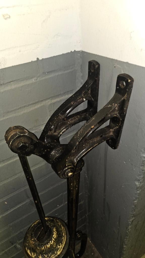 Originele waterpomp voor sier, tuin of balkon * Hoog 110cm, Ophalen, Gebruikt, Handmatig, Overige typen