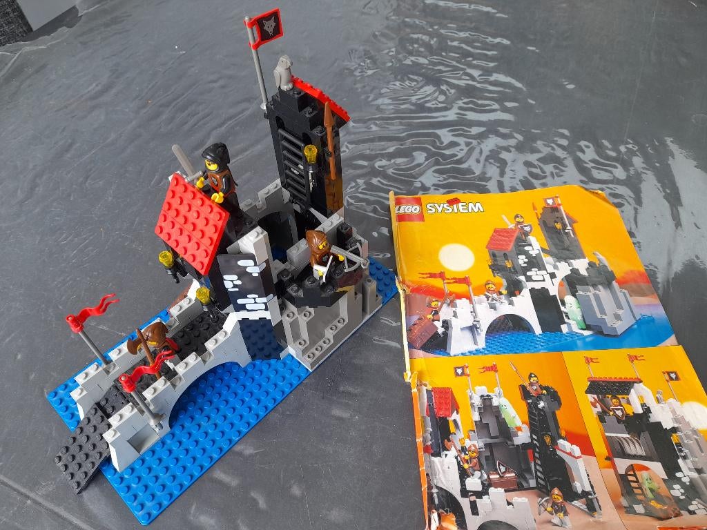 LEGO 6075 Wolfpack Tower, Gebruikt, Lego, Ophalen of Verzenden, Complete set