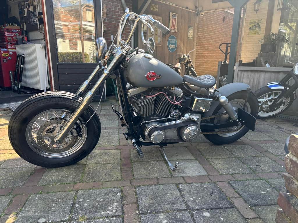 Dyna bobber., 2 cilinders, Chopper, Particulier, Meer dan 35 kW