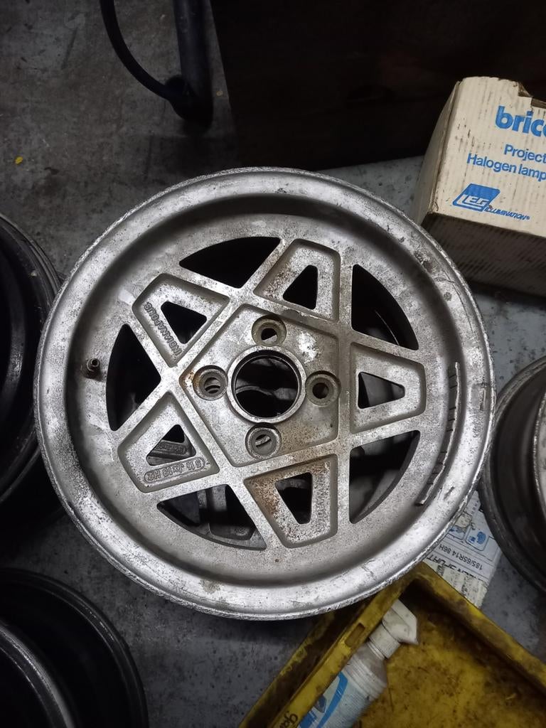 Stilauto indianapolis 13 inch, Auto-onderdelen, Ophalen, 13 inch, Zomerbanden, Velg(en)