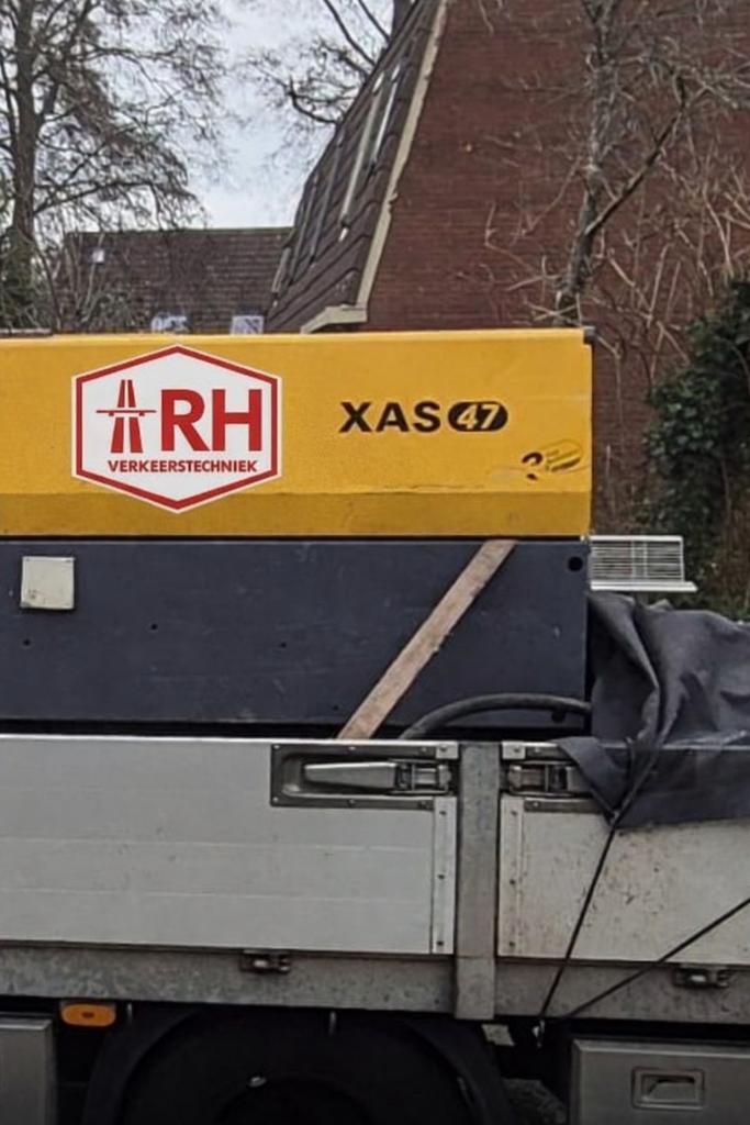 Atlas Copco XAS 47 Diesel  Compressor, Ophalen, Gebruikt