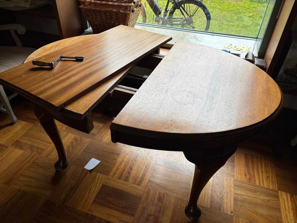 Antieke uitschuifbare tafel op wieltjes met gratis stoelen, Antiek en Kunst, Ophalen