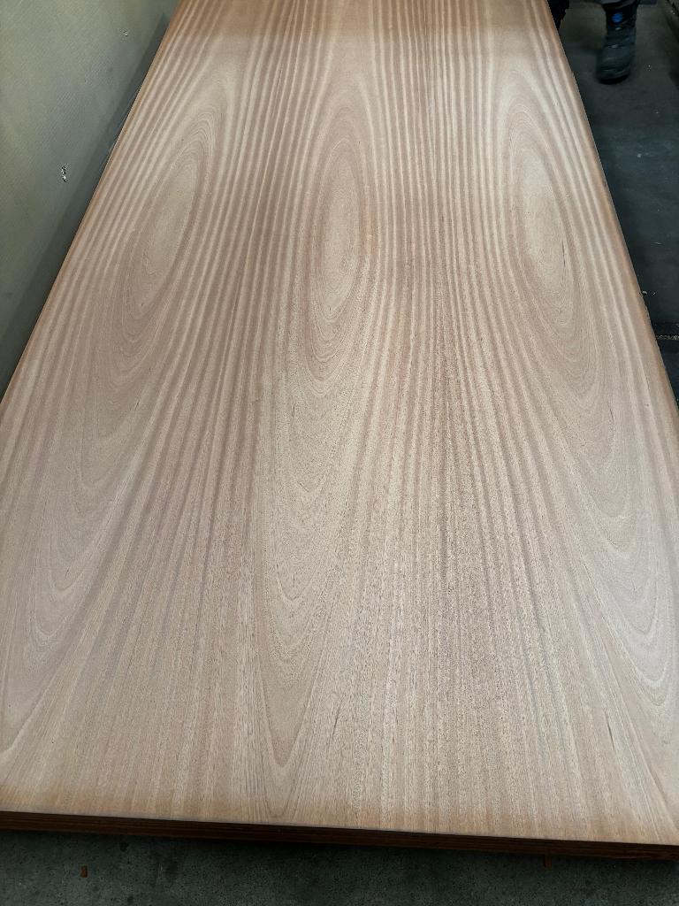 Mahonie multiplex, 250 x 122cm, diktes: 3/4/10/12/15/18 mm, Ophalen, Nieuw, Multiplex, Minder dan 20 mm