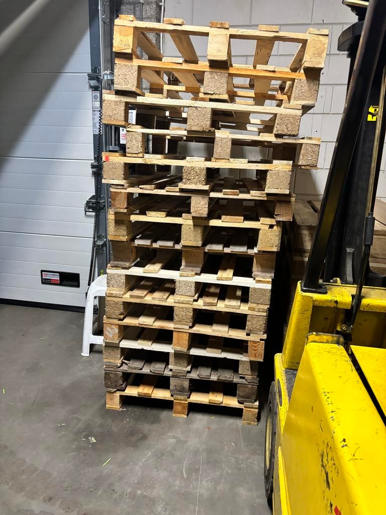 Pallets: blokpallets en wegwerppallets, Ophalen, Gebruikt, Overige typen, 50 mm of meer
