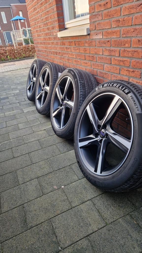 Volvo ixion || velgen 20inch, Ophalen, 255 mm, Banden en Velgen, Personenwagen
