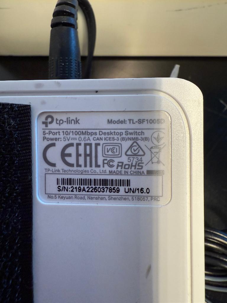 Desktop Switch, Ophalen of Verzenden, Gebruikt