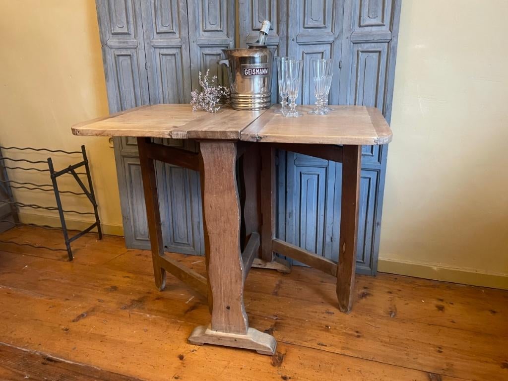 Wijnproeftafel Klaptafel Bijzettafel Frans, Ophalen of Verzenden