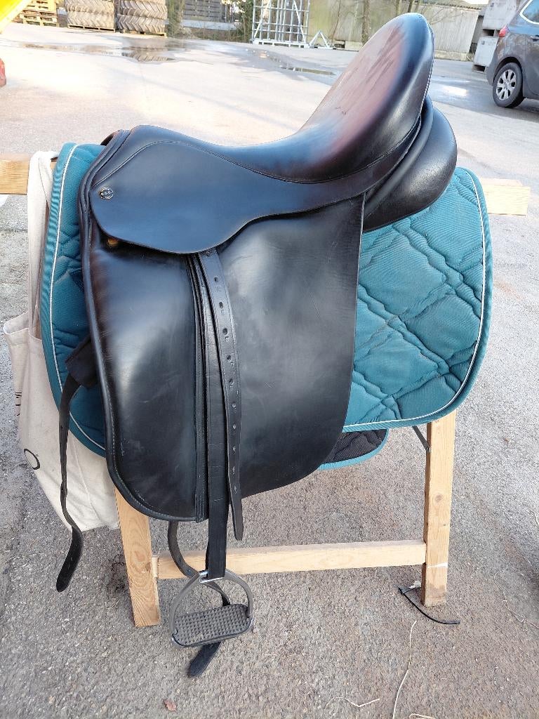 Zadel dressuur, Dieren en Toebehoren, Ophalen, Gebruikt, Dressuur