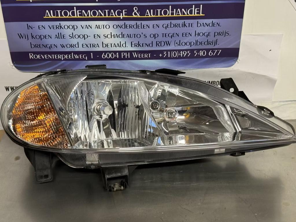 Renault megane koplamp rechts, Auto-onderdelen, Verlichting, Renault Group, Gebruikt, Contact.group@renault.com, Renault