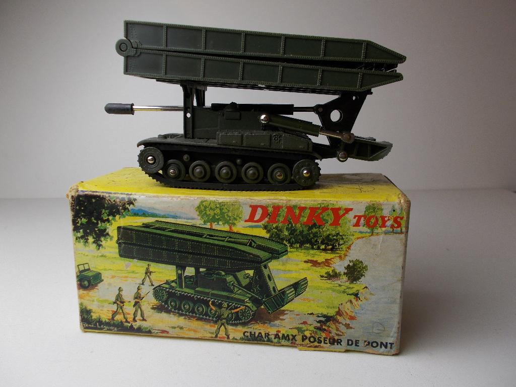 1964 Dinky Toys 883 CHAR AMX POSEUR DE PONT +ORIG. DOOS! (B)