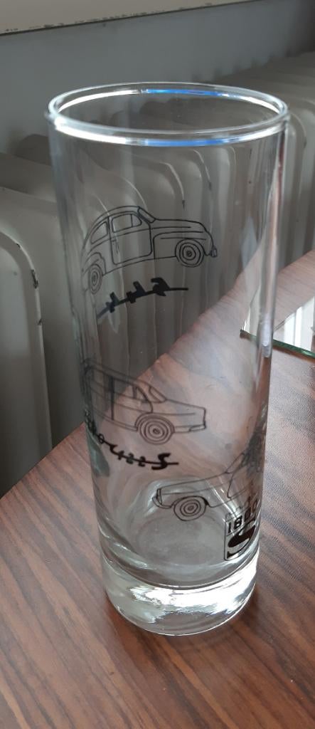 Volvo glas uitgereikt bij bizondere gebeurtenis, Ophalen of Verzenden, Zo goed als nieuw, Auto's