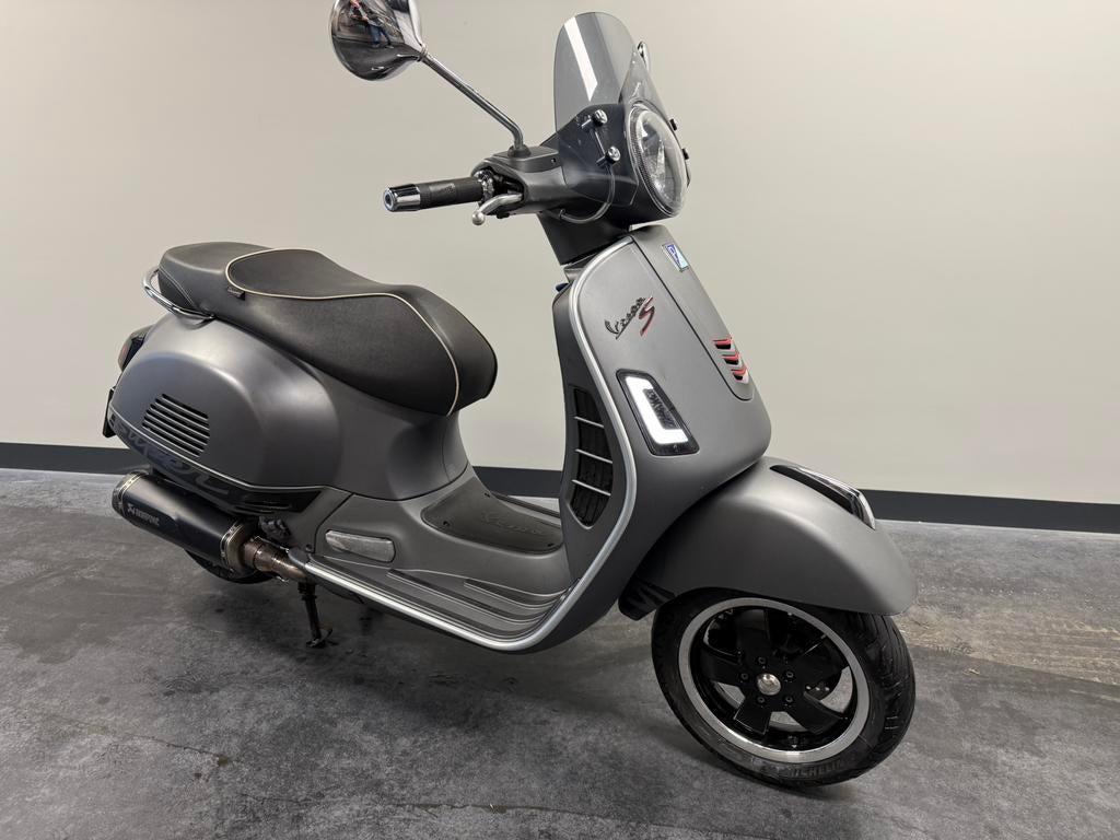 Vespa Scooter GTS 300 super sport, Motoren, Particulier, Scooter