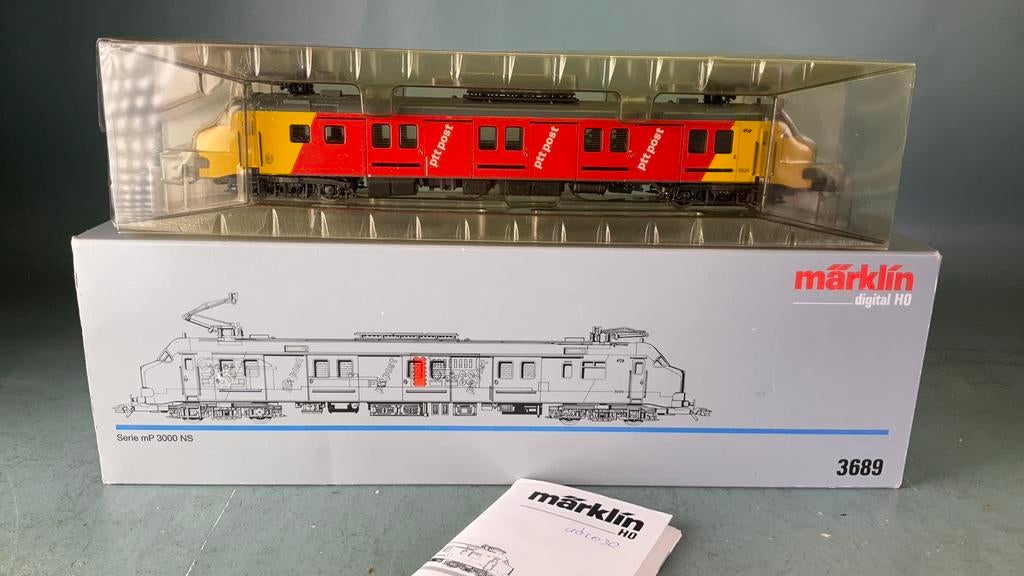 MARKLIN ho 3689 Motorpostwagen pttpost , 3000 NS digitaal ., Wisselstroom, Locomotief, Ophalen of Verzenden, Märklin
