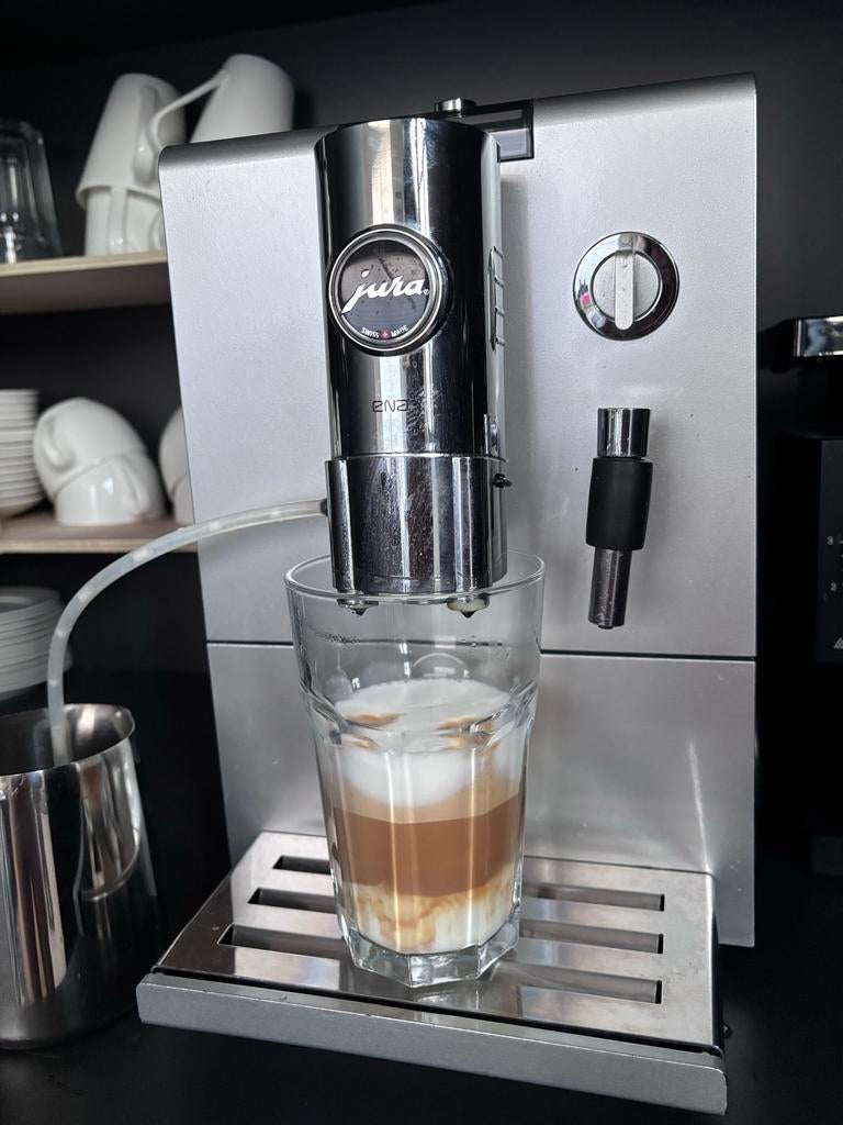 Jura ENA 9 One Touch volautomatische koffiemachine, Ophalen, Afneembaar waterreservoir, Gebruikt, Koffiemachine