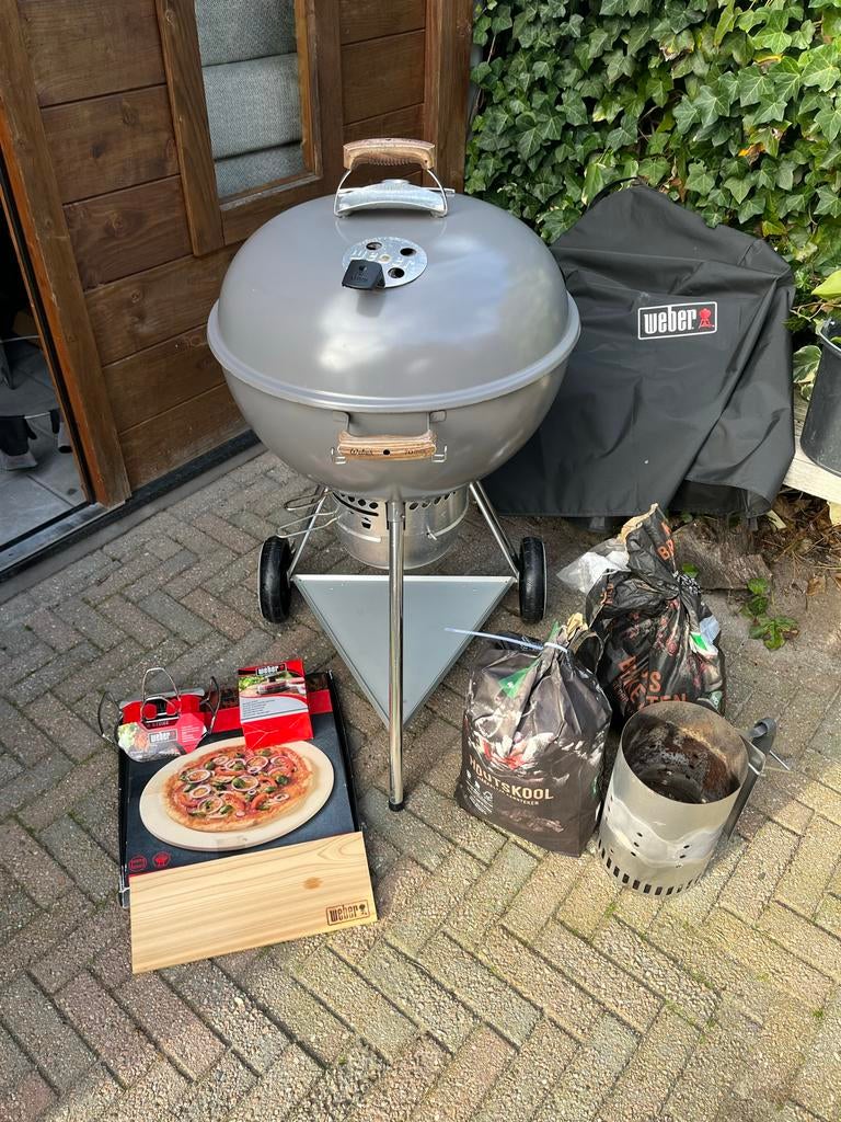 Zeer uitgebreide Weber barbecue met accessoires, Ophalen, Gebruikt, Met accessoires
