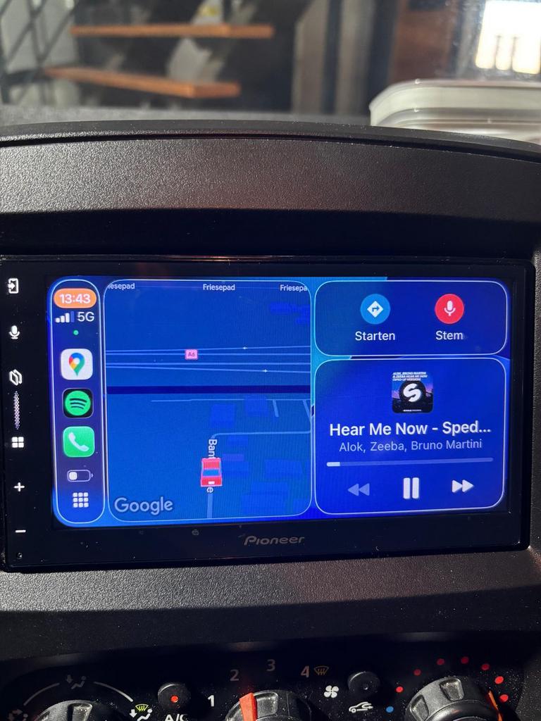Pioneer draadloze carplay radio opel vivaro B, Ophalen, Zo goed als nieuw