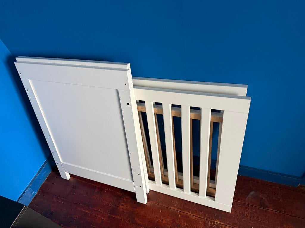 Babybedje T.W.F. met IKEA matras - weinig gebruikt, Ophalen, Zo goed als nieuw, Ledikant