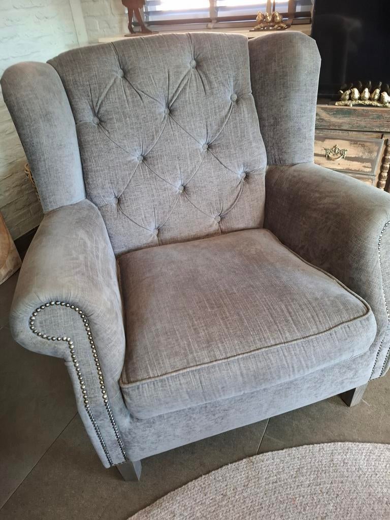 Mooie grote grijze fauteuil, Ophalen, 75 tot 100 cm, 50 tot 75 cm
