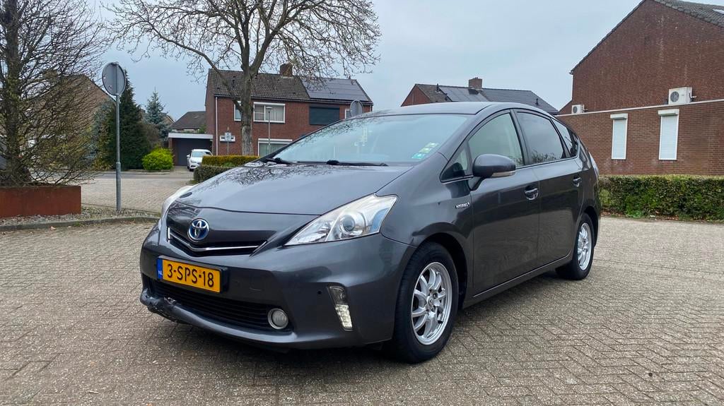 Toyota Prius Wagon 1.8 Aspiration, Euro 5, Gebruikt, Zwart, 4 cilinders
