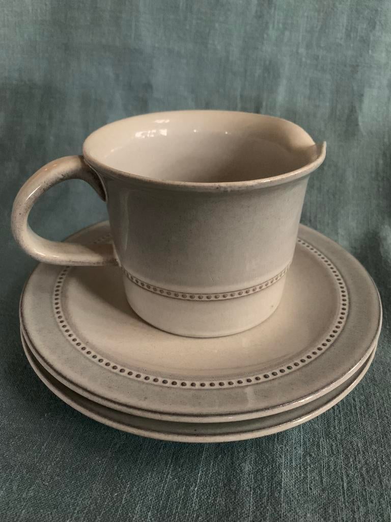 Vintage zweedse set Höganäs melkkan en 2 bordjes stoneware, Ophalen of Verzenden
