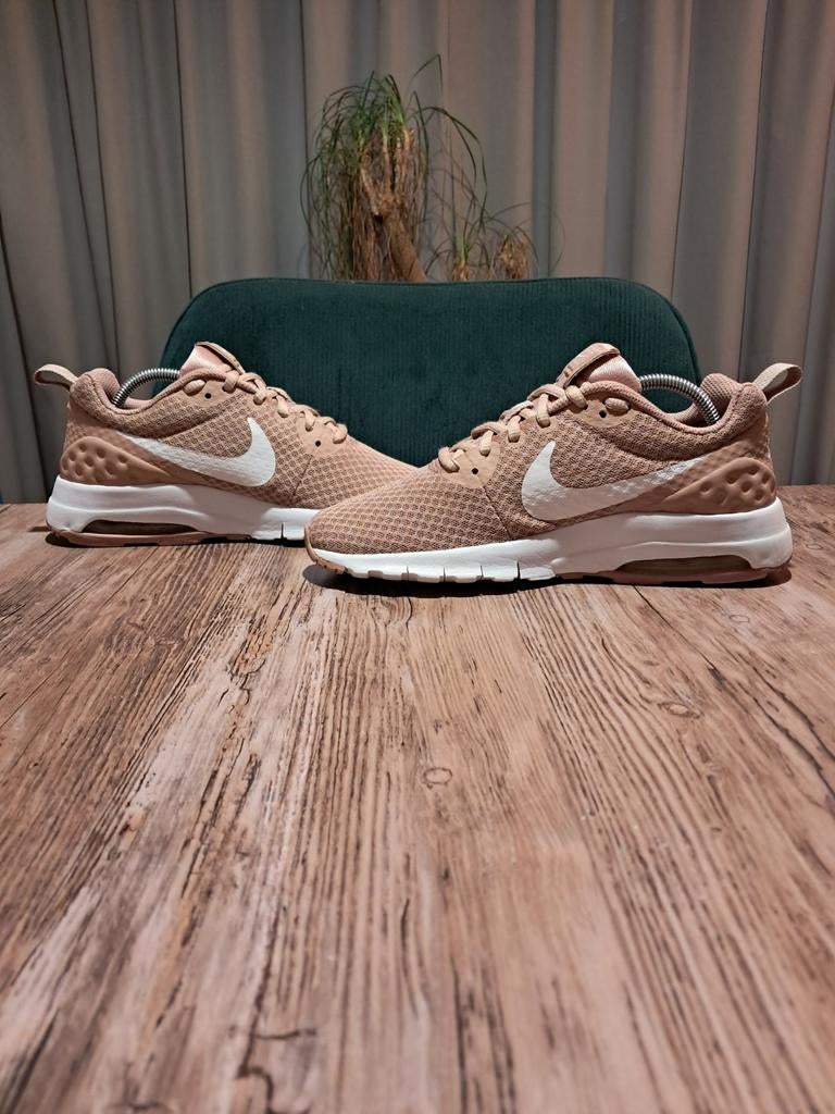 Nike Air Max Motion 'Particle Pink' Size 39, Beige, Nike, Ophalen of Verzenden, Sneakers of Gympen