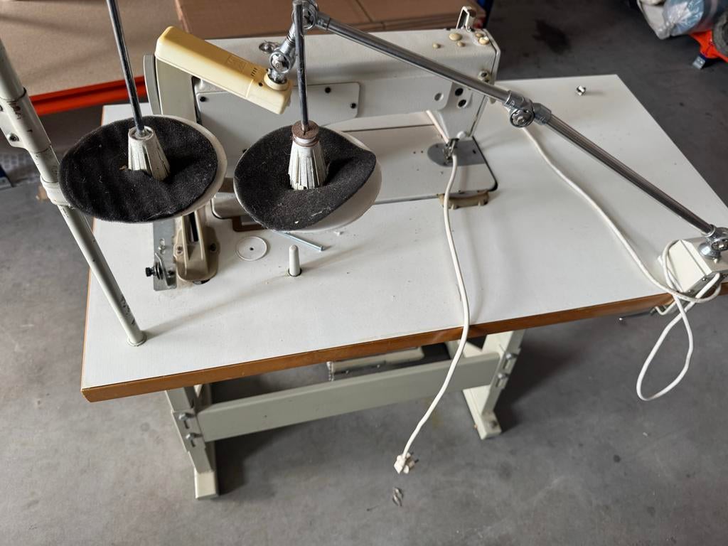 Industriële naaimachine SW-5550, Gebruikt, Naaimachine, Industrieel, Ophalen