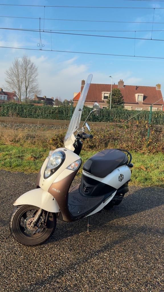 Mio 50, Fietsen en Brommers, Scooters | SYM, Gebruikt, Benzine, 50 cc, Maximaal 25 km/u