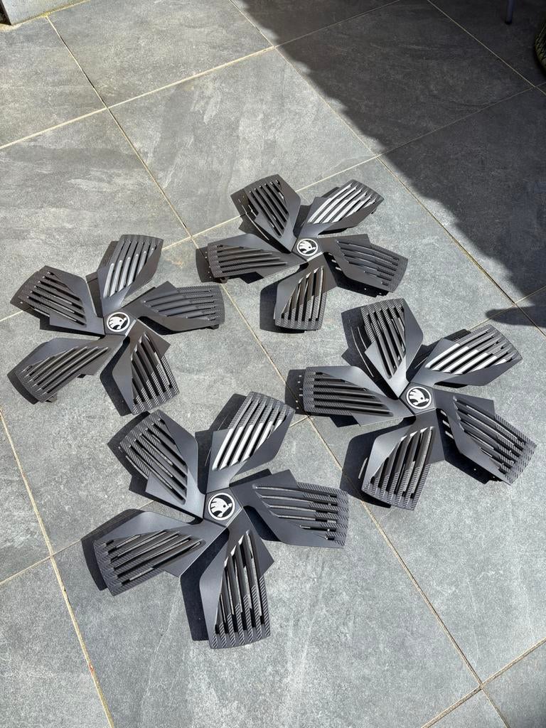 ŠKODA Kodiaq 2 Rila aero wieldoppen, Ophalen of Verzenden, Zo goed als nieuw