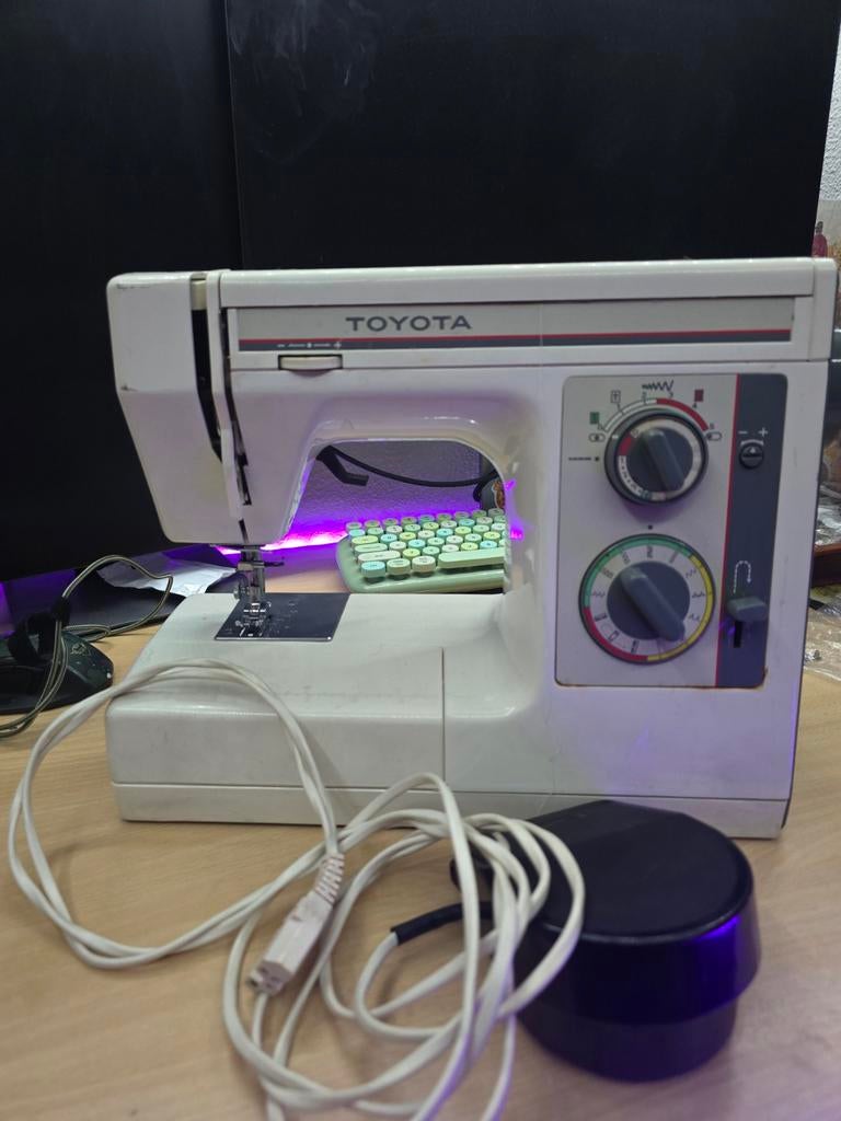 Naaimachine Toyota EX490, Ophalen of Verzenden, Gebruikt, Naaimachine, Overige merken