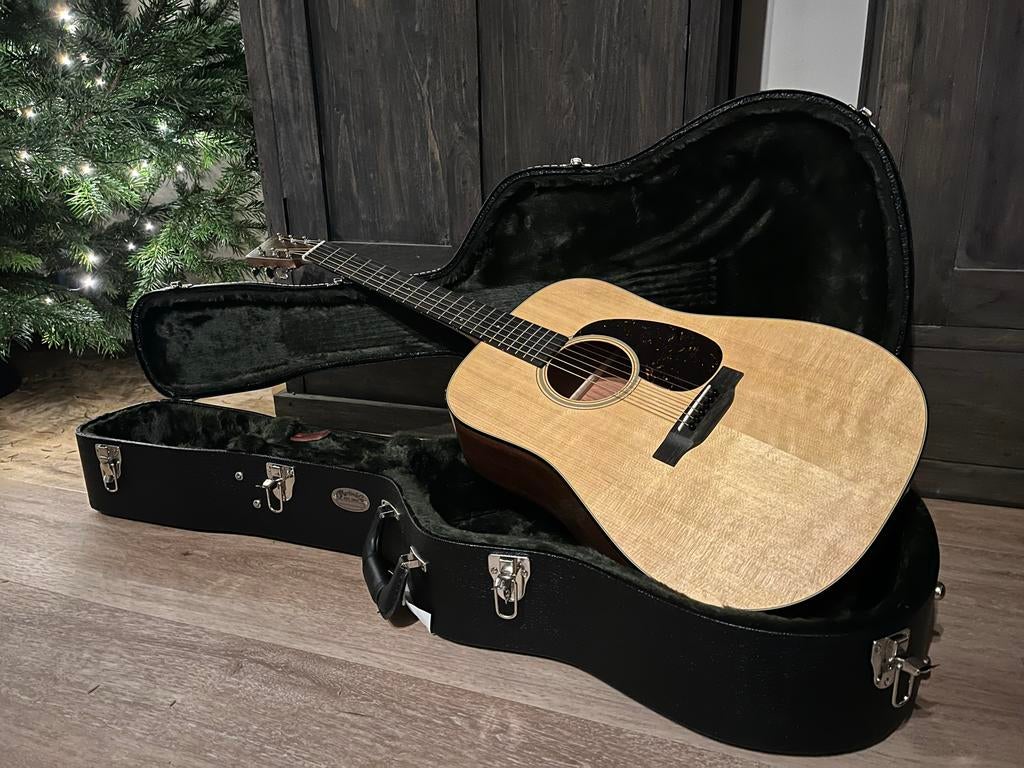 Martin D-18 Akoestische Gitaar, Ophalen of Verzenden, Zo goed als nieuw, Western- of Steelstringgitaar, Met koffer