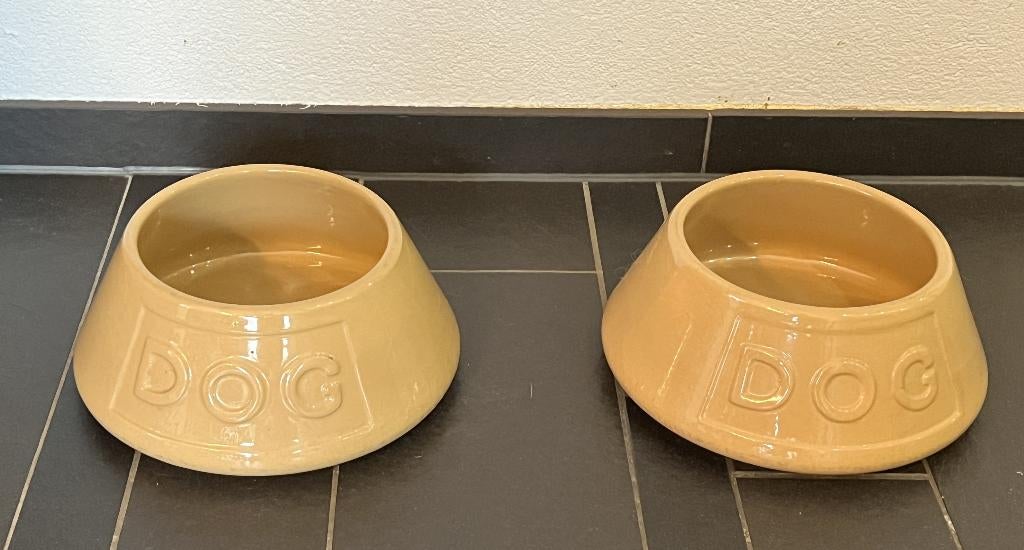 Exclusieve set van 2 vintage Mason Cash hondenvoerbakken, Ophalen, Gebruikt