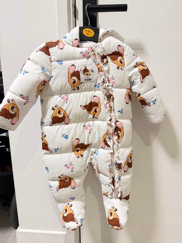 Niew Schattige Bambi snowsuit baby maat 6-9 maanden, Jongetje of Meisje, Nieuw, Ophalen of Verzenden, Primark