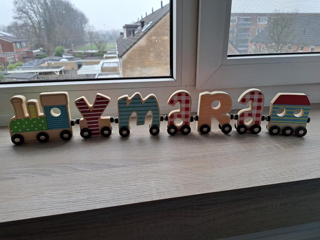 Leuke naam trein houten letters zgan, Ophalen of Verzenden, Zo goed als nieuw, Overige typen