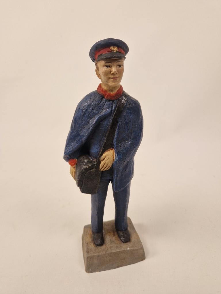 Vintage Postbode Beeldje, Ophalen of Verzenden