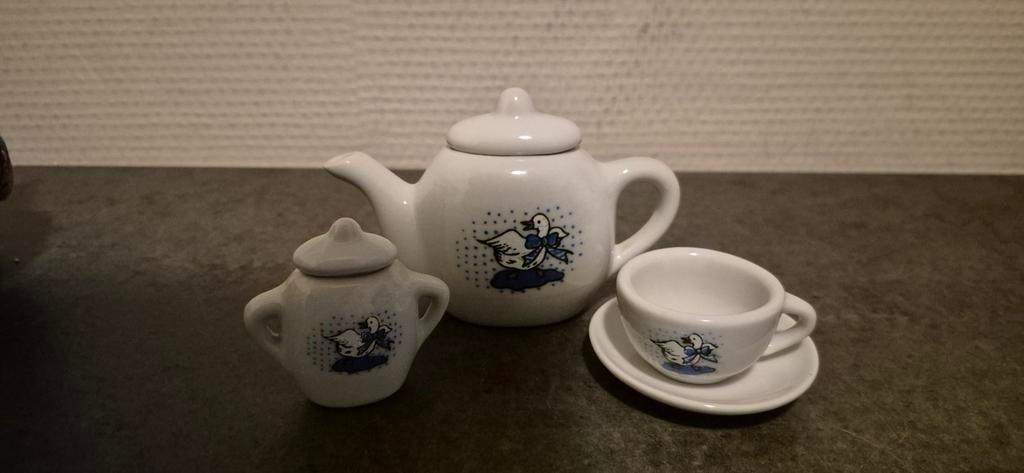 Klein Serviesje met eend /gans onderdelen, Ophalen of Verzenden